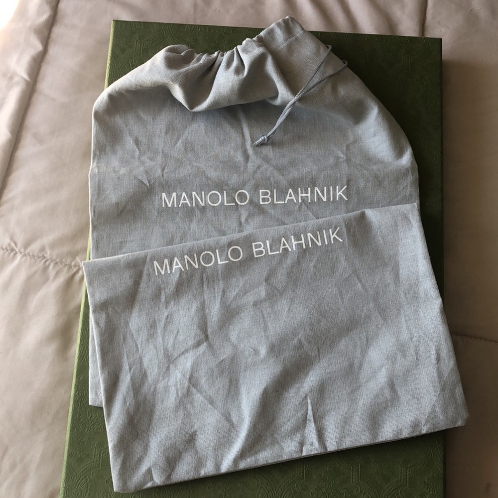 2 Manolo Blahnik dust covers